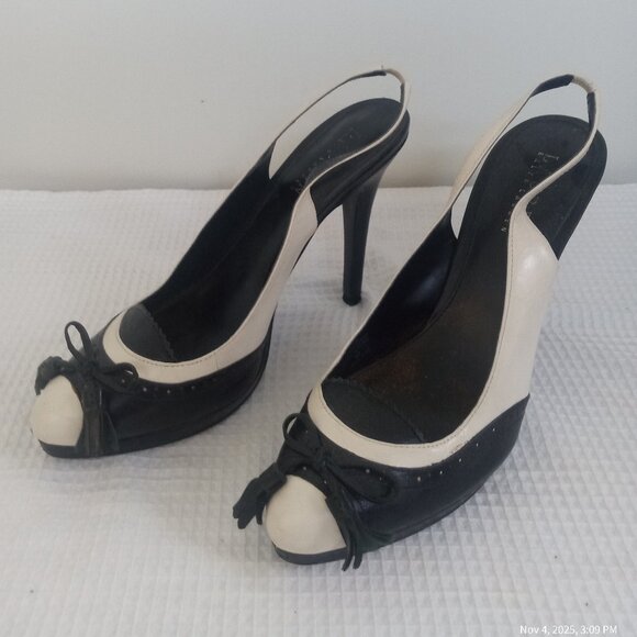 Ralph Lauren Leather Navy and White Spectator Style Pumps Never Worn Size 9 - Picture 1 of 7